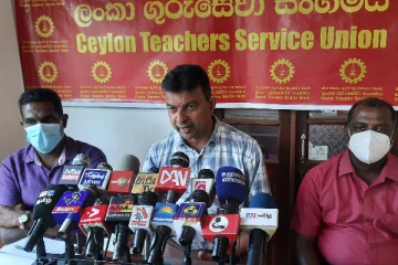 இடதுசாரி சிந்தனையுள்ள மக்களாட்சியை உருவாக்குவதன் மூலமே நாட்டை முன்கொண்டு செல்ல முடியும்