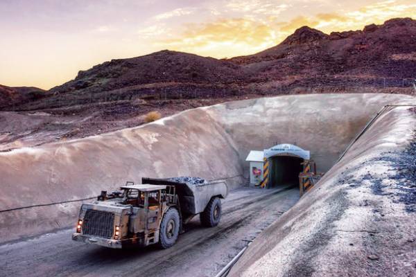 2.5 டிரில்லியன் டொலர் மதிப்புள்ள கனிம வளங்கள் இருப்பதாக அறிவித்த வளைகுடா நாடொன்று | Saudi Trillion Dollar Mineral Reserves 2.5 டிரில்லியன் டொலர் மதிப்புள்ள கனிம வளங்கள் இருப்பதாக அறிவித்த வளைகுடா நாடொன்று | Saudi Trillion Dollar Mineral Reserves