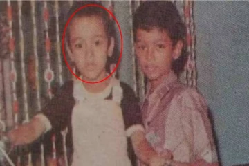 இந்த புகைப்படத்தில் விஜய்யுடன் இருப்பவரை யாராவது பார்த்துருக்கீங்களா?