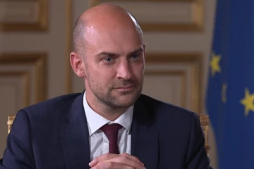 அமெரிக்கா ஈரான் போர் தவிர்க்கமுடியாதது... பிரான்ஸ் எச்சரிக்கை