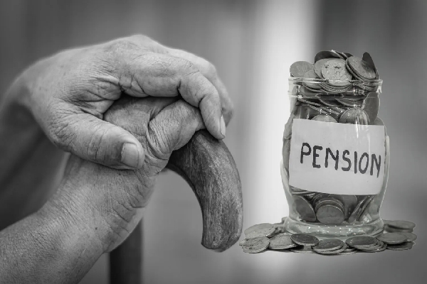 ஓய்வூதியத்தை இழக்கப்போகும் ஆறு கட்சிகளின் தலைவர்கள் | Six Party Leaders To Lose Pensions