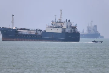 ஹோர்முஸில் இரண்டு எண்ணெய் கப்பல்களை தாக்கிய ஈரான்.. பலியான இந்தியர்