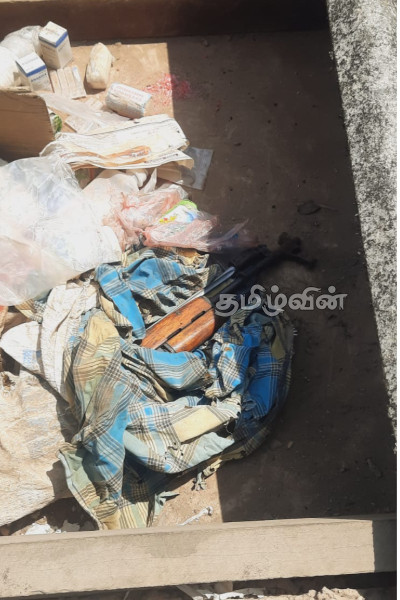 யாழ். பல்கலையில் பரபரப்பு! 20 வருடங்களின் பின்னர் வெளிவரும் ஆபத்தான பல ஆயுதங்கள் | Gun Parts Recovered Jaffna University Campus யாழ். பல்கலையில் பரபரப்பு! 20 வருடங்களின் பின்னர் வெளிவரும் ஆபத்தான பல ஆயுதங்கள் | Gun Parts Recovered Jaffna University Campus