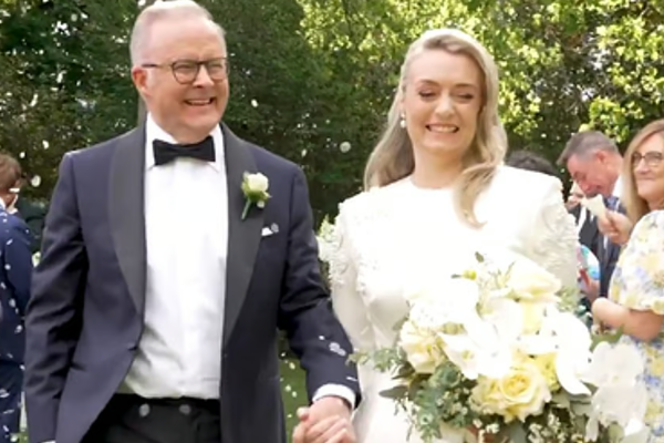 நீண்டநாள் காதலியைக் கரம்பிடித்தார் ஆஸ்திரேலிய பிரதமர் | Australian Prime Minister Get Married