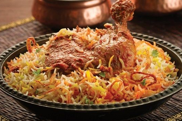 நள்ளிரவில் பிரியாணி சாப்பிடுபவரா நீங்கள்? இதோ எச்சரிக்கை பதிவு | Midnight Biryani Eating Danger And Health Issue நள்ளிரவில் பிரியாணி சாப்பிடுபவரா நீங்கள்? இதோ எச்சரிக்கை பதிவு | Midnight Biryani Eating Danger And Health Issue