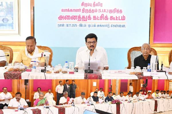 தகுதியுள்ள ஒருவரும் விடுபட்டு விட கூடாது - முதல்வர் ஸ்டாலின் அறிவுறுத்தல் | Stalin Advice Dmk District Secretaries Sir Work