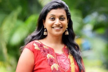 நடிகை ரோஜா கட்டியிருப்பது வீடா அல்லது பங்களாவா?- படு பிரம்மாண்டமான புதிய வீடு