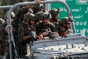 இஸ்ரேலிய ராணுவ தளத்தில் பாரிய தீ விபத்து!