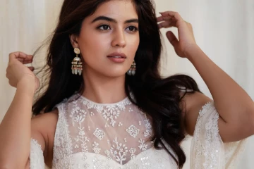 நடிகை அமிர்தா ஐயர் அழகிய போட்டோஷூட்