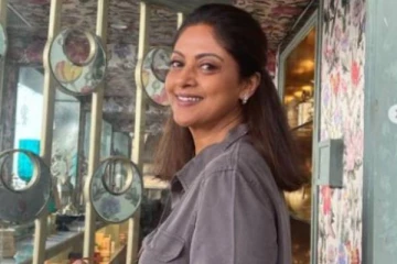 தனது 57வது பிறந்தநாளை கோலாகலமாக கொண்டாடிய நடிகை நதியா- வீடியோவுடன் இதோ