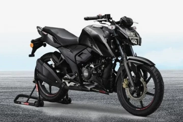 Tvs Apache Rtr 160 Black Edition அறிமுகம்., விலை என்ன தெரியுமா?