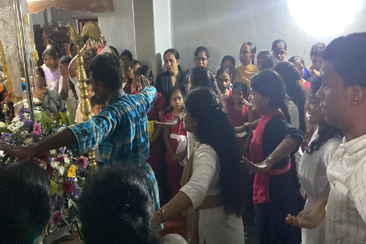 ஆசானுக்கு நாட்டியமே இறுதி மரியாதை ; நெகிழ வைத்த இறுதி நாட்டியம் | Final Dance Tribute The Aasan Moving Final Dance ஆசானுக்கு நாட்டியமே இறுதி மரியாதை ; நெகிழ வைத்த இறுதி நாட்டியம் | Final Dance Tribute The Aasan Moving Final Dance