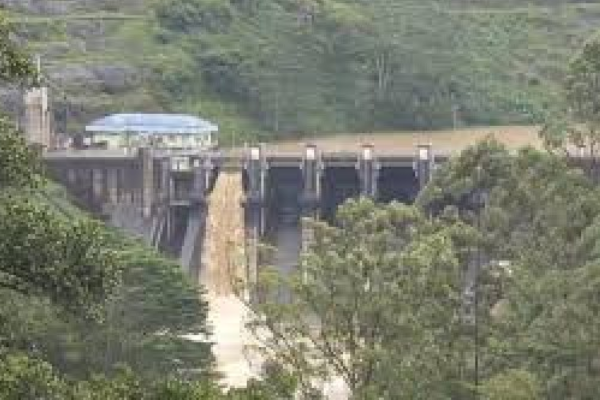 மேல் கொத்மலை நீர்த்தேக்கத்தின் ஒரு வான் கதவு திறப்பு | Opening Sluice Gate Of The Upper Kotmale Reservoir