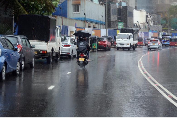 கொழும்பில் மூடப்பட்ட பல வீதிகள் | Bad Weather Srilanka Colombo Roads Closed