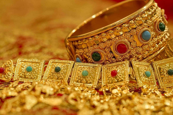 இந்த நாளில் தங்கம் வாங்குங்க! மூட்டை மூட்டையா சேரும்... இதை விட நல்ல நேரம் கிடையாது? | Astrology News Gold Purchase Auspicious Time