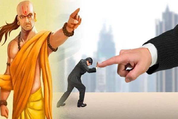 சாணக்கிய நீதி: இந்த 5 பழக்கங்களை விட்டுடுங்க! இல்லனா வெற்றி கிட்டவே நெருங்காதாம் | What Did Chanakya Niti Say About Success In Life சாணக்கிய நீதி: இந்த 5 பழக்கங்களை விட்டுடுங்க! இல்லனா வெற்றி கிட்டவே நெருங்காதாம் | What Did Chanakya Niti Say About Success In Life