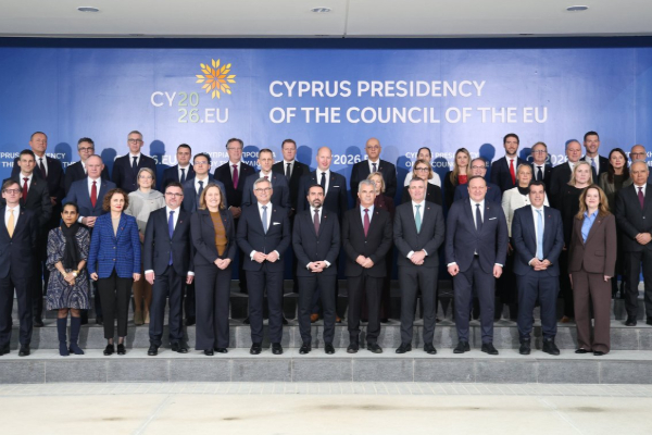 புலம்பெயர்ந்தோரை நாடுகடத்தும் திட்டம்: ஜேர்மனியுடன் கைகோர்க்கும் நாடுகள் | Germany Mulls Sending Migrants To Third Nations புலம்பெயர்ந்தோரை நாடுகடத்தும் திட்டம்: ஜேர்மனியுடன் கைகோர்க்கும் நாடுகள் | Germany Mulls Sending Migrants To Third Nations