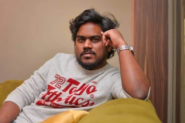 வலிமை படத்திற்காக இசையமைப்பாளர் யுவன் வாங்கியுள்ள சம்பளம்.. எவ்வளவு தெரியுமா