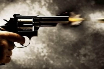 கனடா ஒஷாவாவில் இடம்பெற்ற துப்பாக்கிச்சூடு... ஒருவர் பரிதாபமாக உயிரிழப்பு!