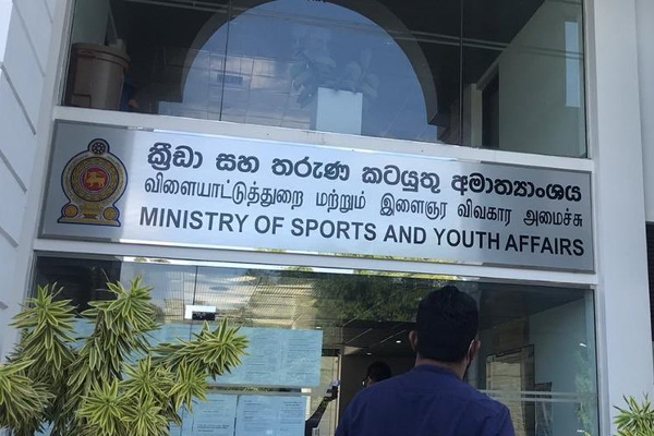 யாழ். மாவட்ட மக்களுக்கு சேவையாற்றியதை பெரும் பாக்கியமாக நினைக்கின்றேன்: க.மகேசன் | Srilankan Crisis Political Gota Go Gama Protest