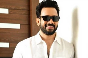 காதல் பட புகழ் நடிகர் பரத்தின் மகன்களை பார்த்துள்ளீர்களா?- நன்றாக வளர்ந்துவிட்டார்களே