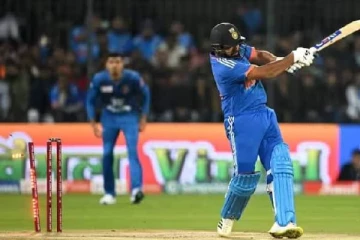 அதிக முறை டக் அவுட்..., T20 சர்வதேச கிரிக்கெட்டில் மோசமான சாதனை படைத்த ரோஹித் சர்மா