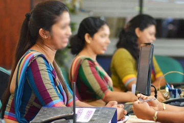 அலுவலகங்களுக்கு சமூகமளிக்கும் அரச ஊழியர்களுக்காக தயாராகும் சுற்றுநிரூபம்