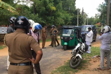 அனுமதிப் பத்திரமின்றி எரிபொருள் விற்ற இருவர் கிளிநொச்சியில் கைது