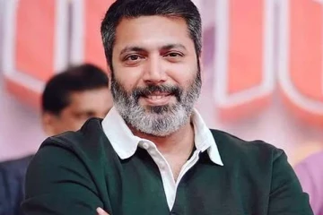 நடிகர் ஜெயம் ரவியா இது! சிறு வயதில் எப்படி இருக்கிறார் பாருங்க