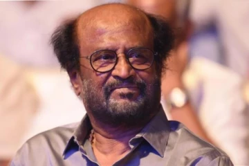 கையில் மது? கார்த்திக் மற்றும் மோகன்லாலுடன் சூப்பர்ஸ்டார் ரஜினிகாந்த், அன்ஸீன் புகைப்படம்