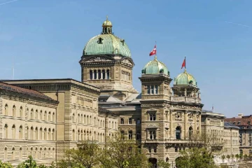 பணி நேரம் முடிந்தபின் ஊழியர்களை தொந்தரவு செய்யக்கூடாது: சுவிஸ் அரசியல்வாதி ஒருவர் முன்வைத்துள்ள மசோதா