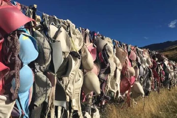 விரும்பிய நபர் துணையாக கிடைக்கனுமா? உள்ளாடையை கழட்டி இரும்பு வேலியில் போடணுமாம்..