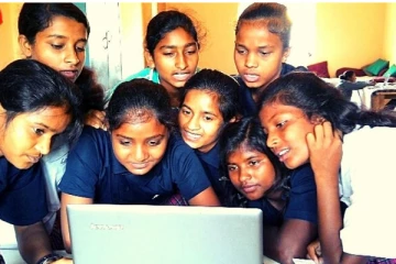 தமிழகத்தில் கல்லூரிகளில் ஆன்லைன் வகுப்புகளுக்கு புதிய கட்டுப்பாடுகள்..! என்னென்ன தெரியுமா?