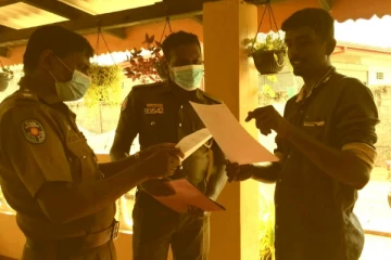 இளஞ்செழியன் வீட்டிற்கு சென்ற பொலிஸாருக்கு ஏற்பட்ட குழப்பம் (Video)