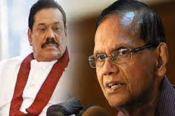 ‘பீரிஸ் ஓர் விசரன்’-பொதுவெளியில் திட்டிய மகிந்த