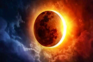 சூரிய கிரகணத்தின் போது கர்ப்பிணி பெண்கள் உணவு உண்ணலாமா? - வெளியான முக்கிய தகவல்