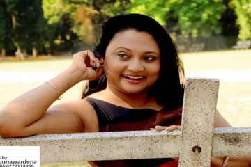 சஜித்தை கைவிட்ட நடிகை தமிதா அபேரத்ன!