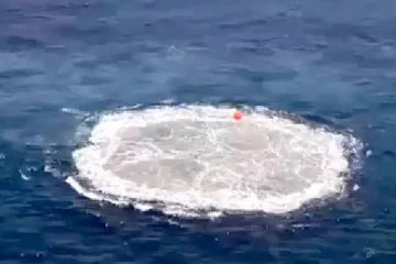 கடலுக்கடியில் இந்திய கடற்படை நடத்திய வெடிகுண்டு சோதனை வெற்றி