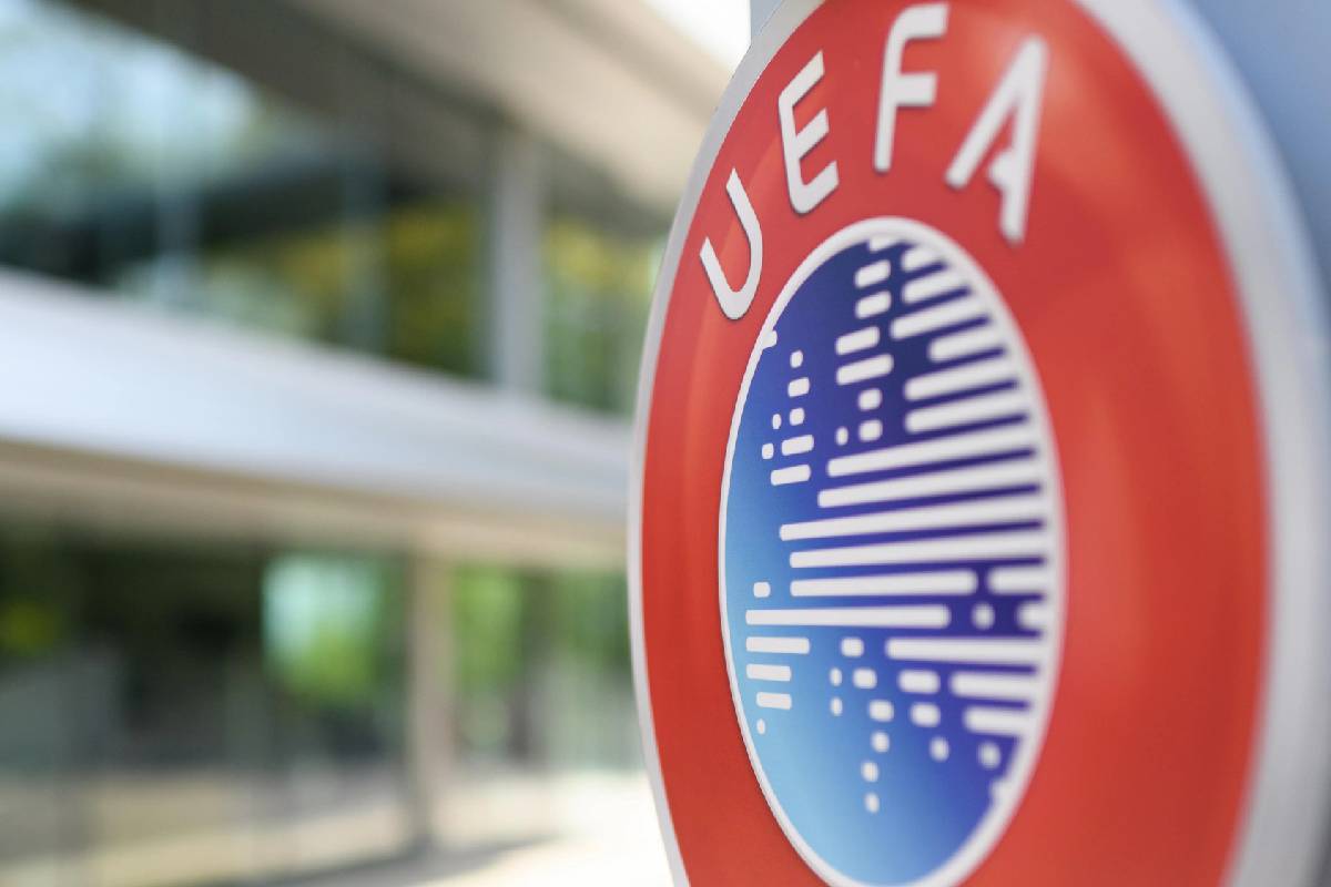 தனது காதலிக்கு UEFA பெருந்தொகை வழங்கியதாக எழுந்த குற்றச்சாட்டு: ஃபிஃபா தலைவர் மறுப்பு | Uefa Paid Off Infantino Lover தனது காதலிக்கு UEFA பெருந்தொகை வழங்கியதாக எழுந்த குற்றச்சாட்டு: ஃபிஃபா தலைவர் மறுப்பு | Uefa Paid Off Infantino Lover