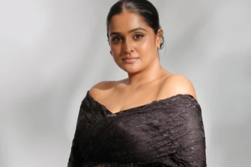 ரம்யா நம்பீசன் எப்படி இருக்கிறார் பாருங்க.. லேட்டஸ்ட் ஸ்டில்கள்