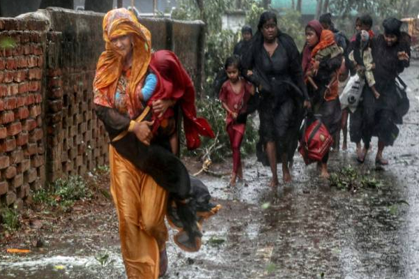 மோக்கா புயலால் இதுவரையில் 145 பேர் பரிதாபமாக உயிரிழப்பு! | 145 People Lost Their Lives Due To Mocha Storm