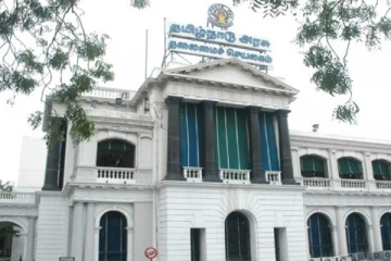 12 ஐஏஎஸ் அதிகாரிகள் பணியிட மாற்றம் - தமிழக அரசு உத்தரவு