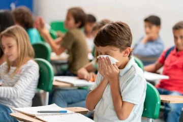 பிரித்தானியாவில் 8,000 நெருங்கும் சிறார் பாதிப்பு எண்ணிக்கை: குழப்பத்தில் மருத்துவ நிபுணர்கள்