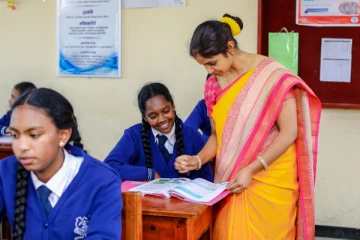 மாற்று ஆடை கோரிக்கைக்கு அனுமதி மறுப்பு!