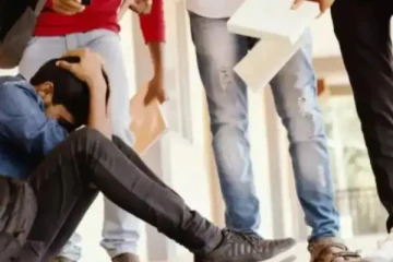 பல்கலைக்கழகத்தில் பகிடிவதை; நான்கு மாணவர்கள் கைது