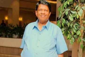 முகத்தில் தினமும் கரண்ட் ஷாக்!! வாய்ப்பில்லாமல் அமெரிக்காவில் செட்டிலாகிய நடிகர் ஜனகராஜ்