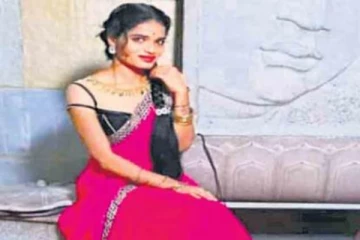 ரயிலில் இருந்து விழுந்து புஷ்பா பட நடிகை பலி! அதிர்ச்சியில் திரையுலகம்