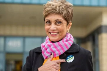 கனேடிய நகரமொன்றின் மேயராக பொறுப்பேற்ற இந்திய வம்சாவளி பெண்மணி