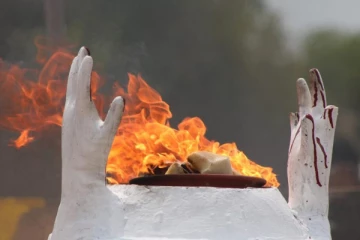 எமது வீட்டு முற்றங்களை நினைவு முற்றங்களாக்குவோம் - யாழ்.பல்கலை மாணவர் ஒன்றியம் அழைப்பு