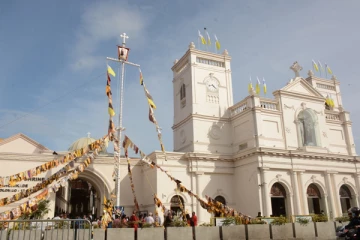 வரலாற்று சிறப்பு மிக்க கொச்சிக்கடை புனித அந்தோனியார் தேவாலயத்தின் திருச்சொரூப பவனி